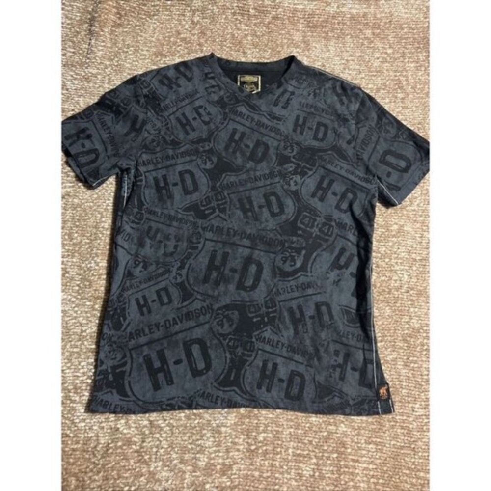 Trunk LTD Harley-Davidson Collectors Tee Shirt in black and gray